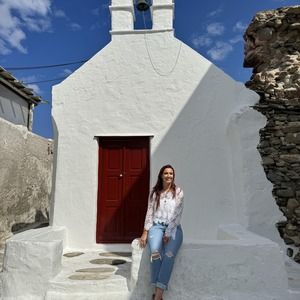 Meet your Posher, Danielle